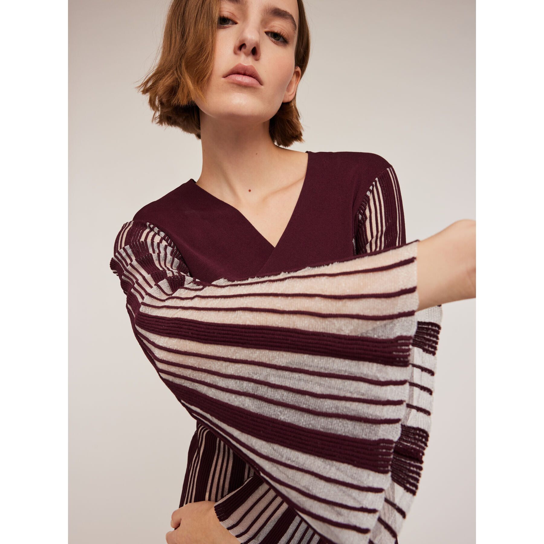 Motivi - Vestito a righe in maglia lurex effetto plissé - Bordeaux