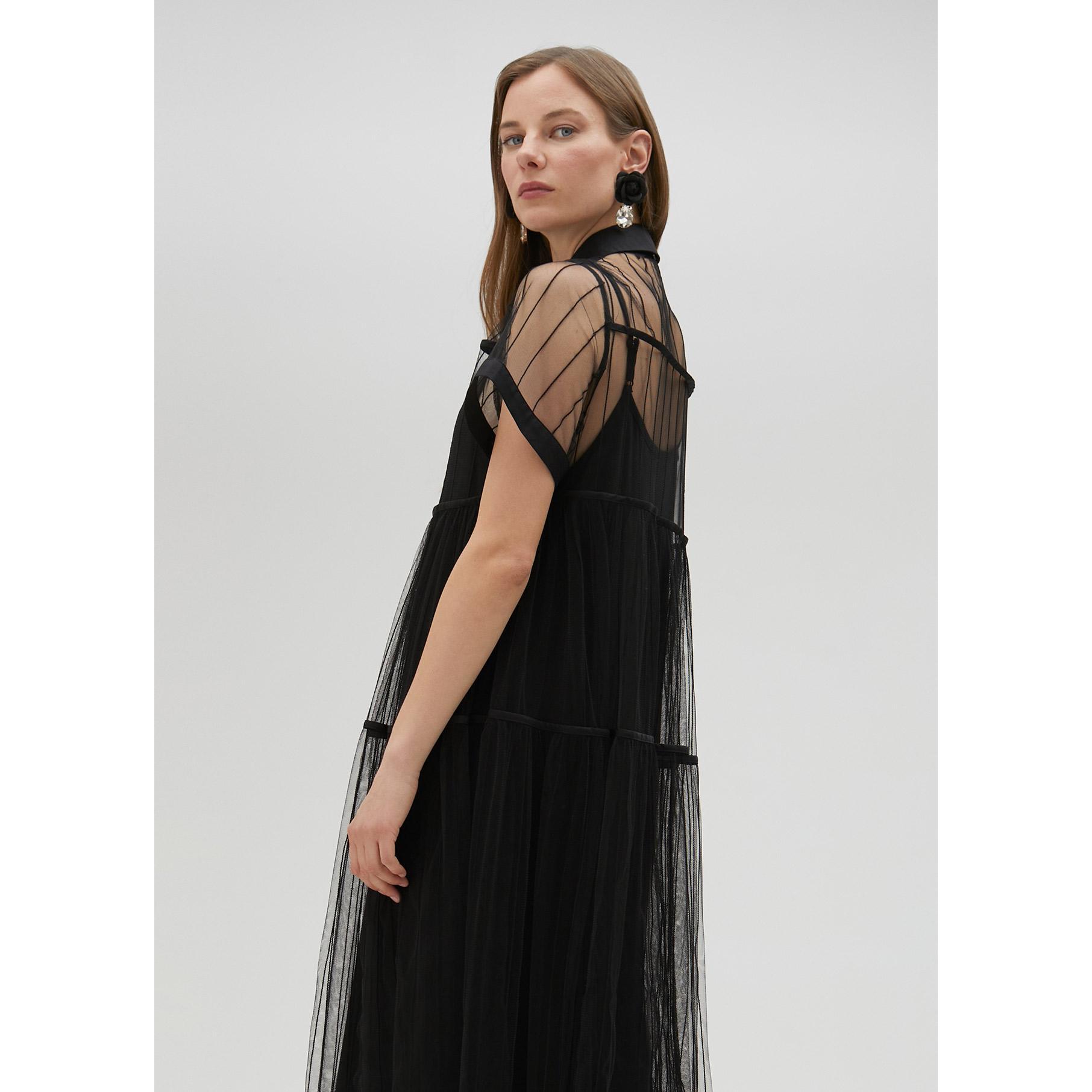 Vestito nero in tulle