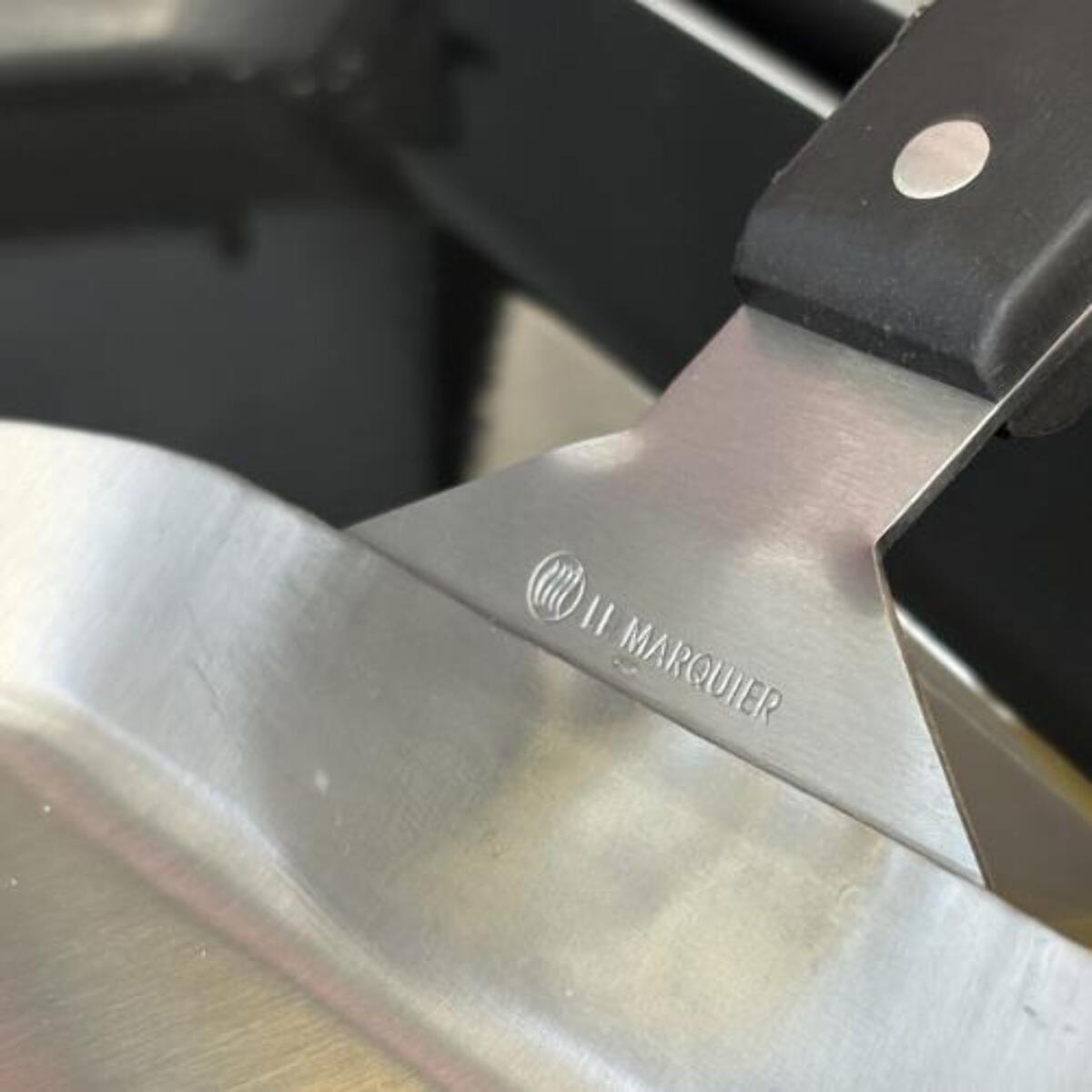 Maxi Spatule Inox Rebords - LE MARQUIER