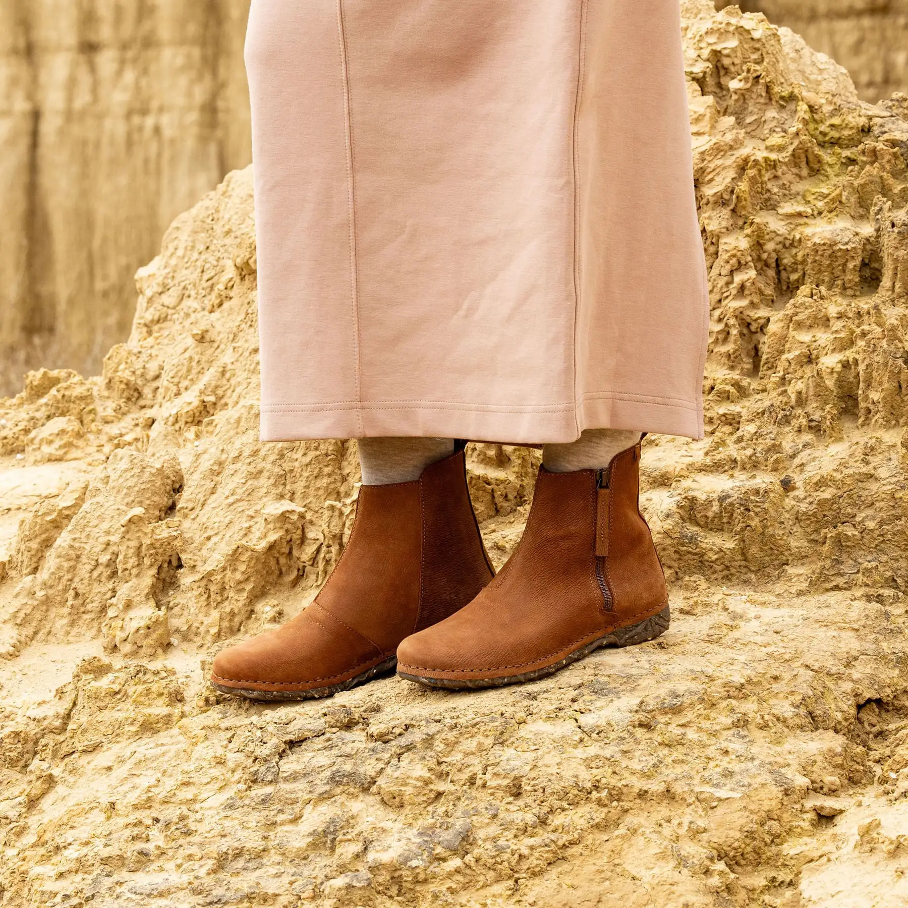 Botines N5472 PLEASANT CHOCOLATE/ANGKOR color Chocolate