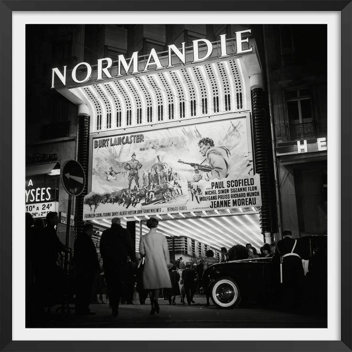 Affiche de cinéma Le train UGC Paris, 1964 Affiche sous cadre noir