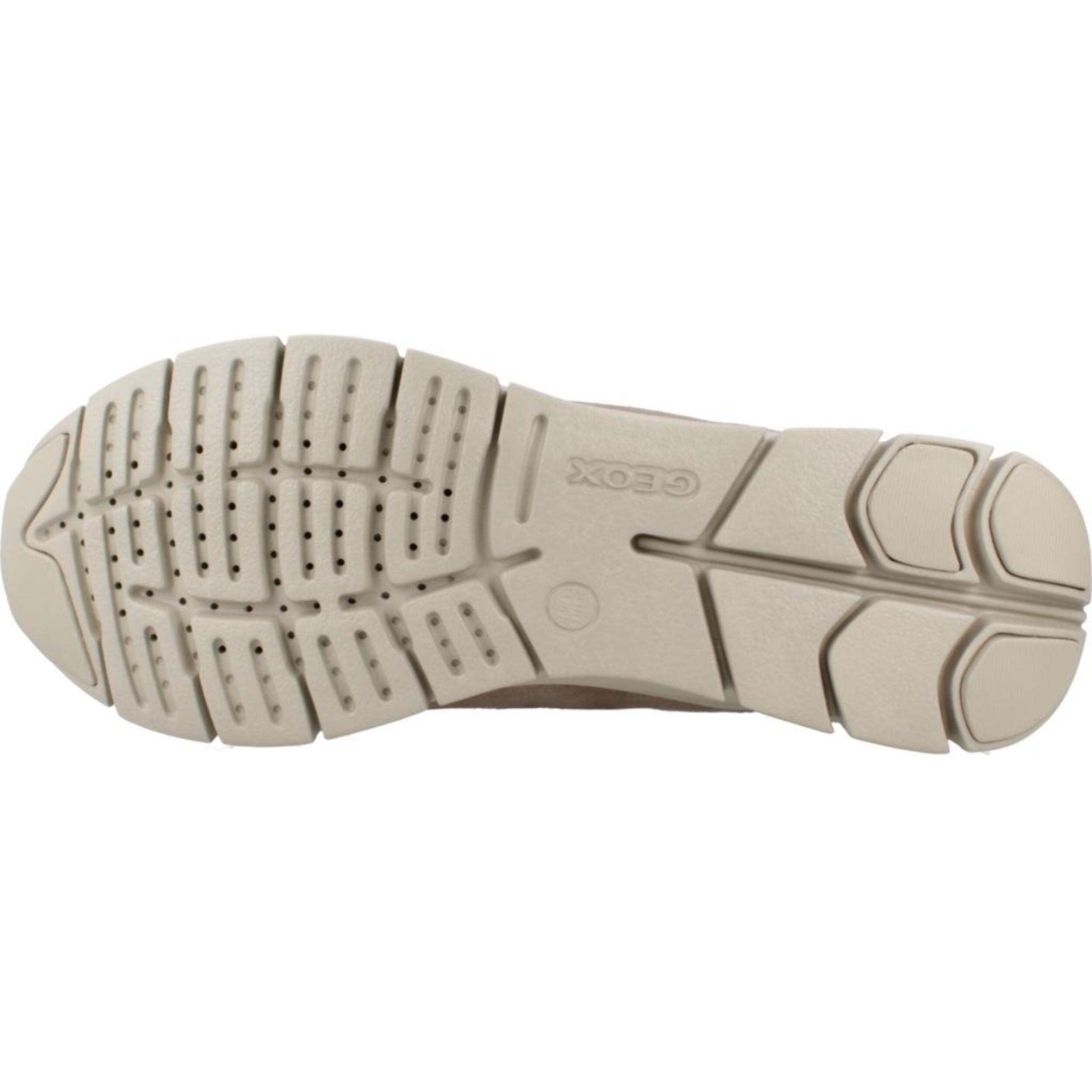 Sneakers de  Mujer de la marca GEOX  modelo D SUKIE MARRON