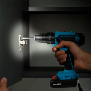 Set di attrezzi con valigetta, trapano elettrico senza fili e 28 accessori.