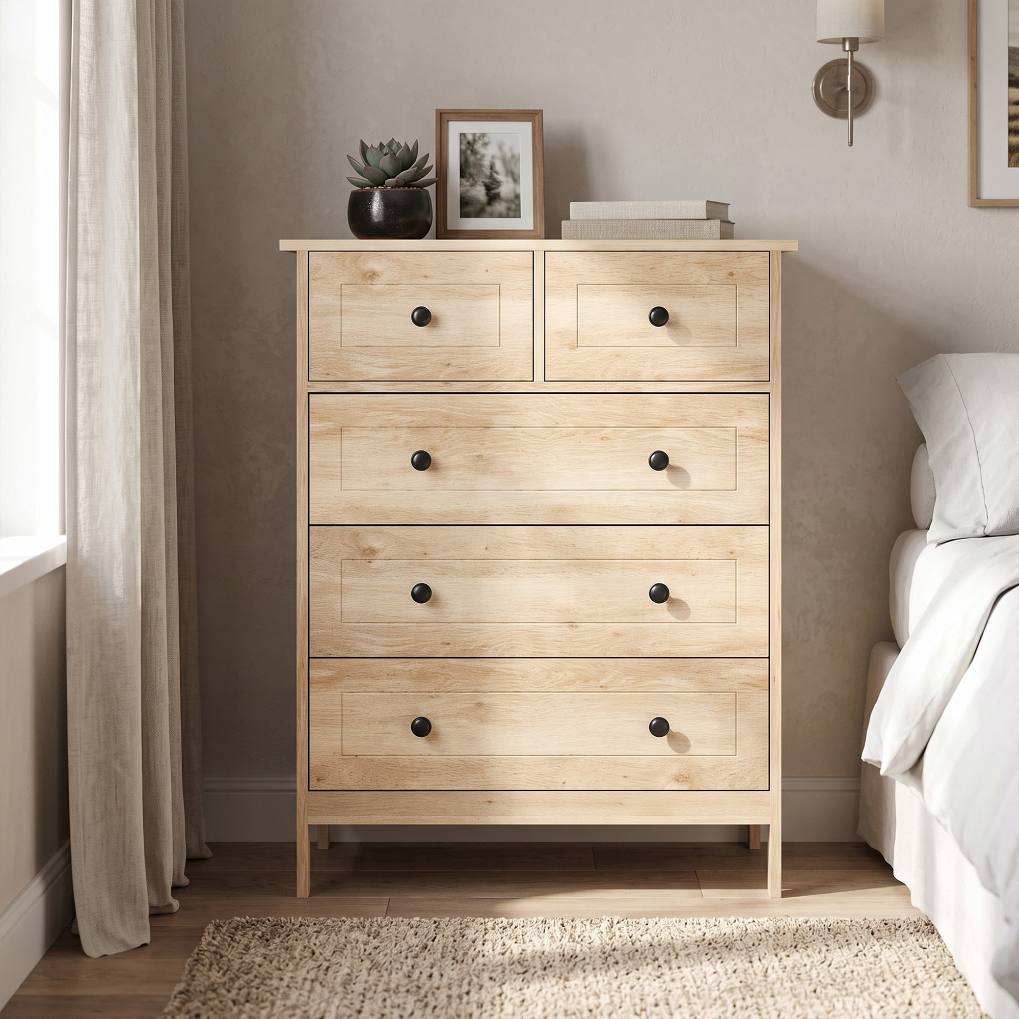 Commode 5 tiroirs style contemporain poignées boutons métal noir MDF panneaux naturel
