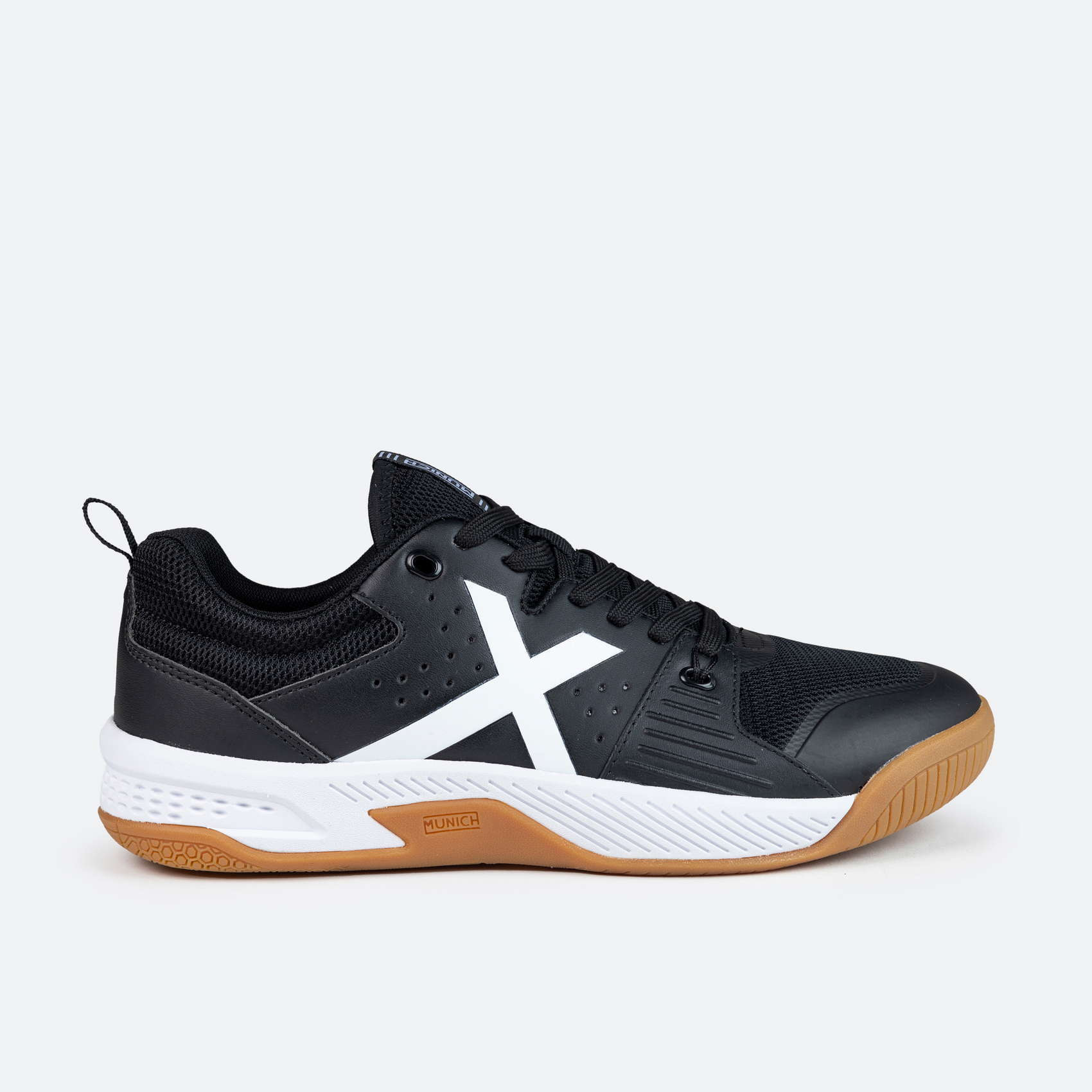 MUNICH PISTA 03 Zapatillas fútbol sala de alto rendimiento en color negro