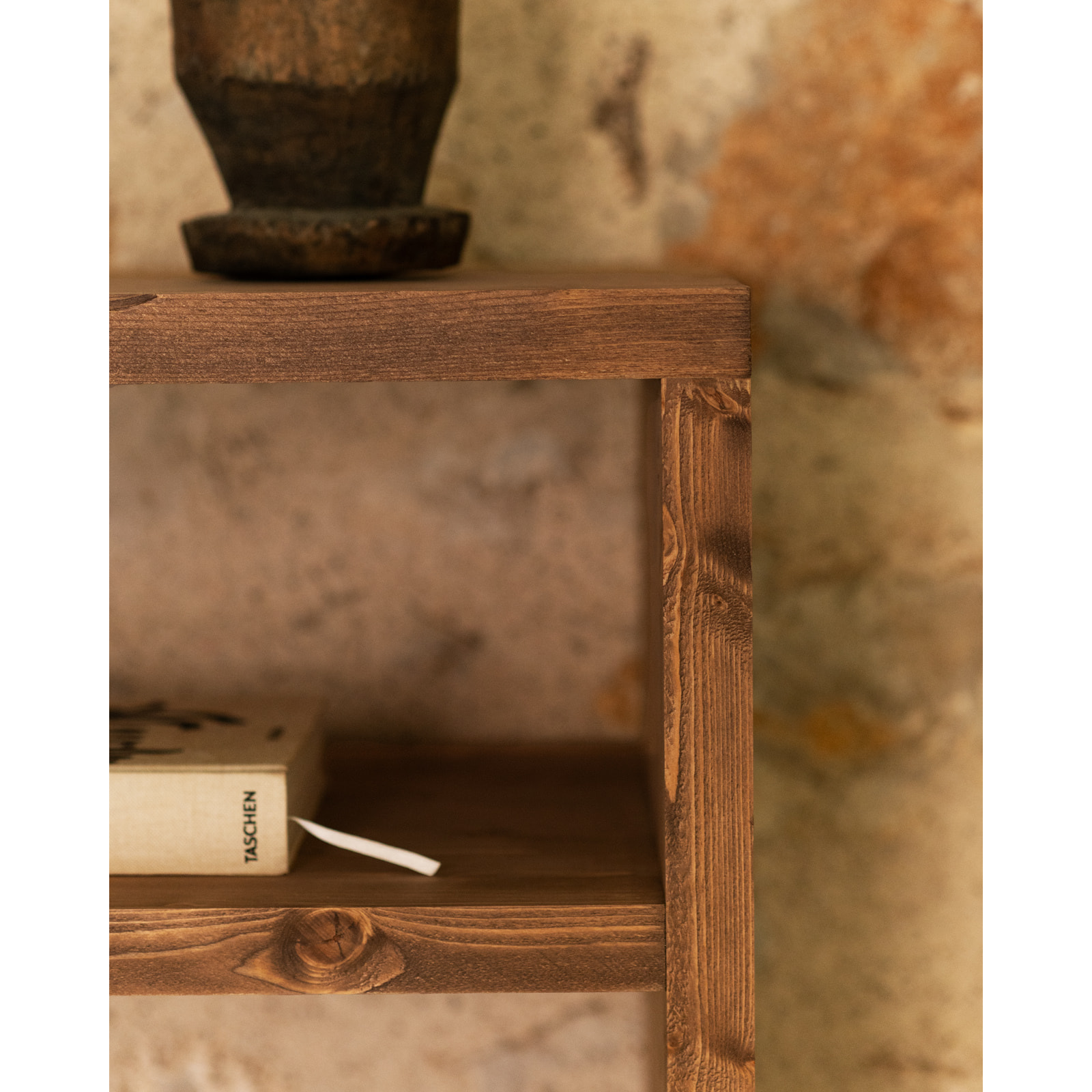 Étagère à chaussures en bois massif ton chêne foncé 80x60cm Hauteur: 80 Longueur: 60 Largeur: 35
