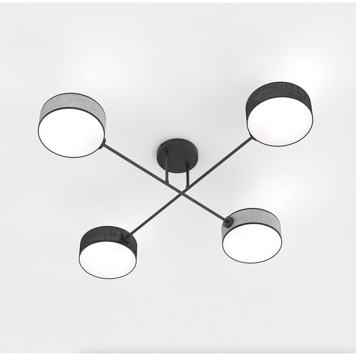 Lampada a sospensione MAGA con quattro bracci e paralumi in tessuto