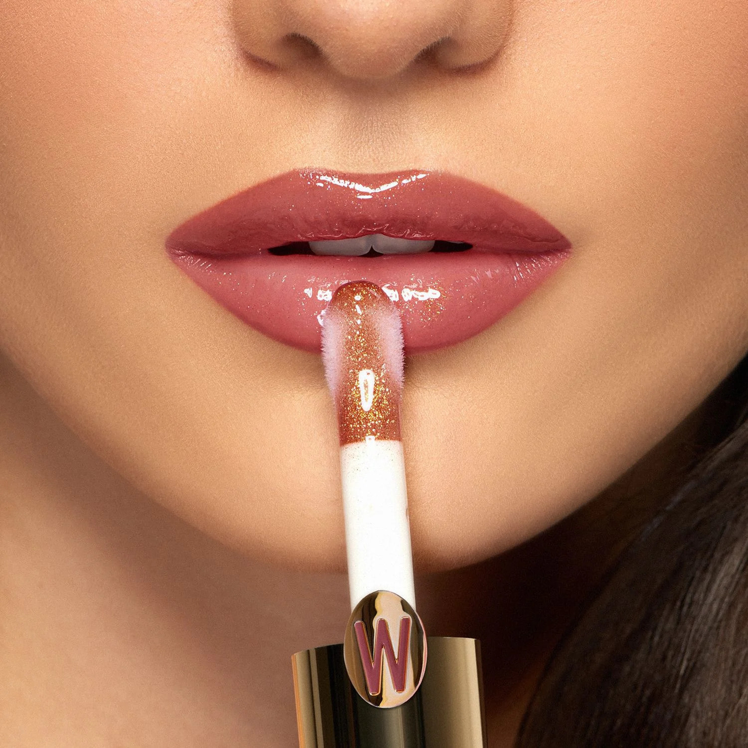 GLAZED KISS Gloss labbra vegan-friendly effetto vinilico