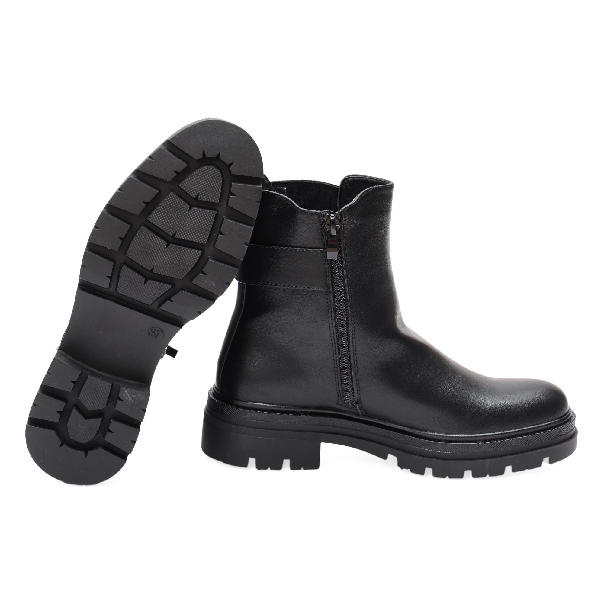 Stivaletto in simil pelle con elastico laterale e fibbia dorata