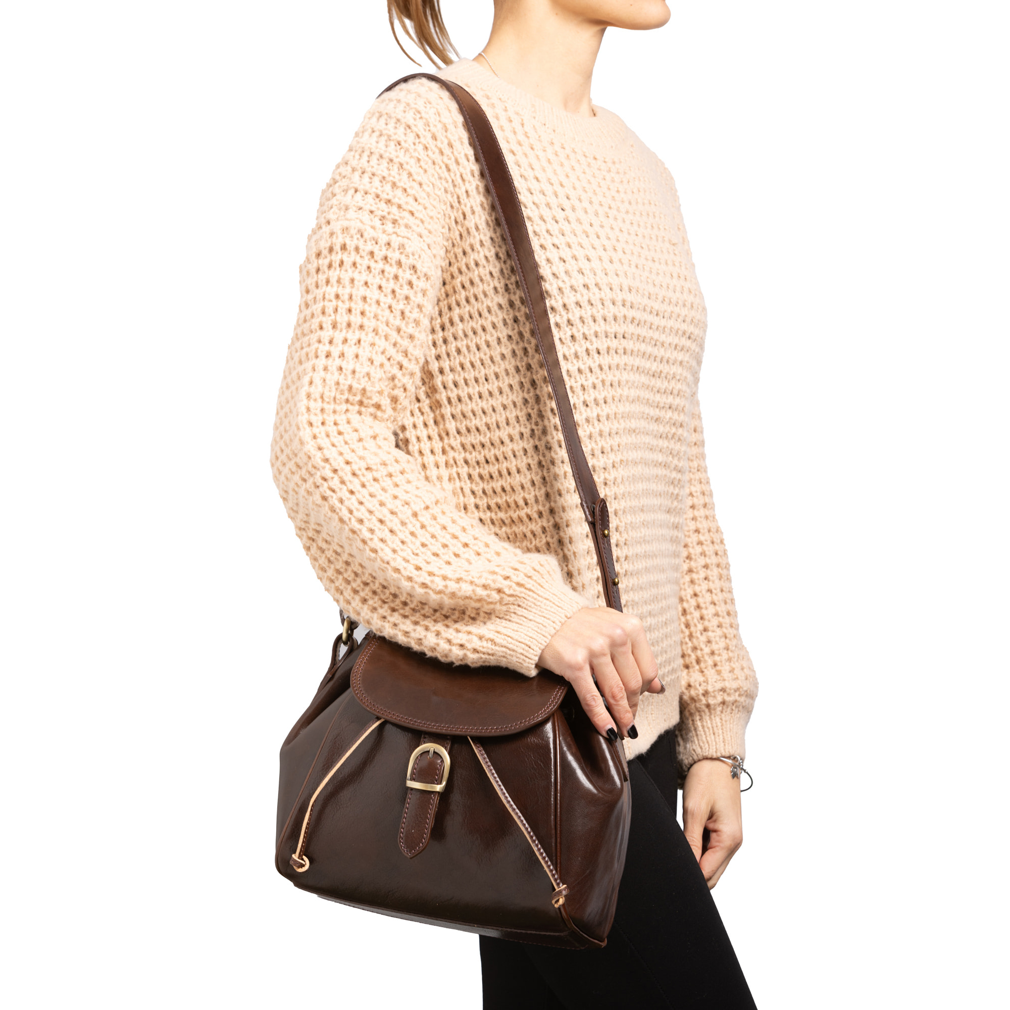 Borsa a secchiello  da donna In Vera pelle Made in Italy 24x24x14 cm