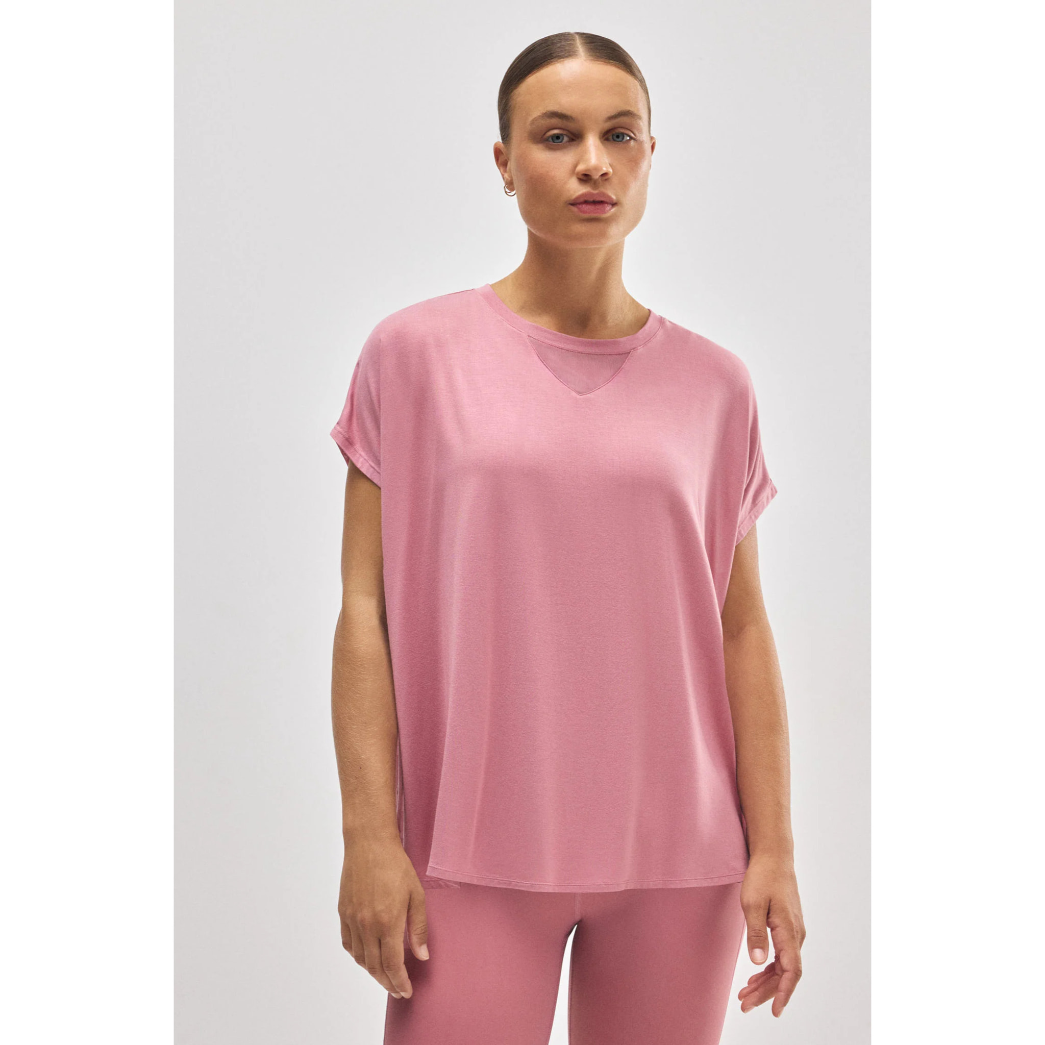 Maglietta sportiva rosa a maniche corte