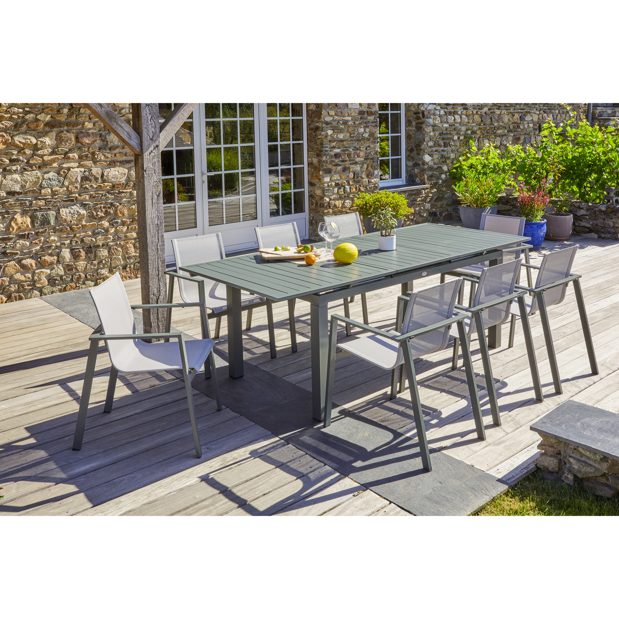 MIAMI - Ensemble repas de jardin 8 places en aluminium kaki