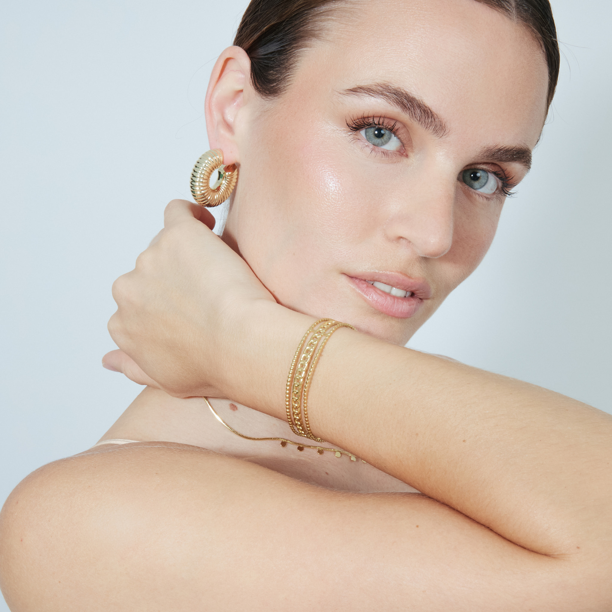 Pulsera Howllial acabado oro amarillo 18k