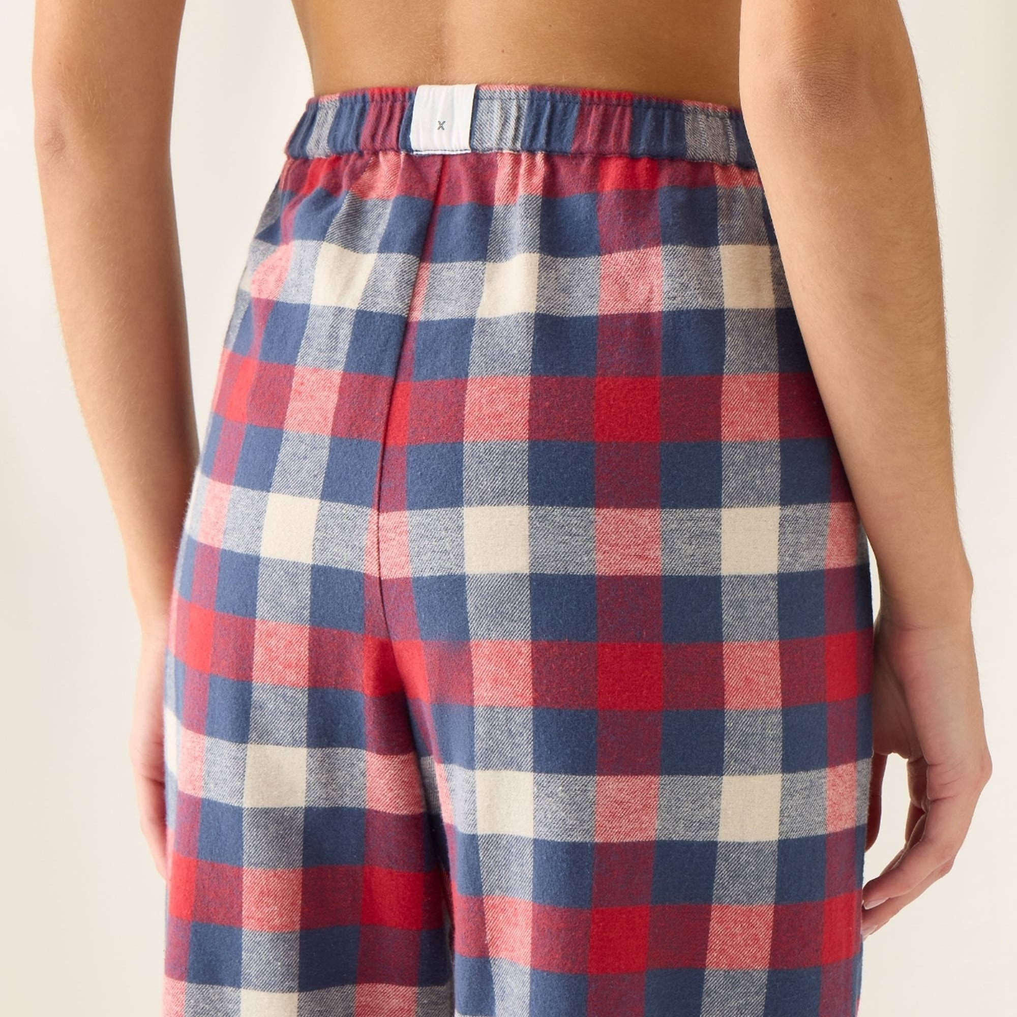 Pantalón de algodón franela con cuadros Neusa color marfil crudo 100% Algodón