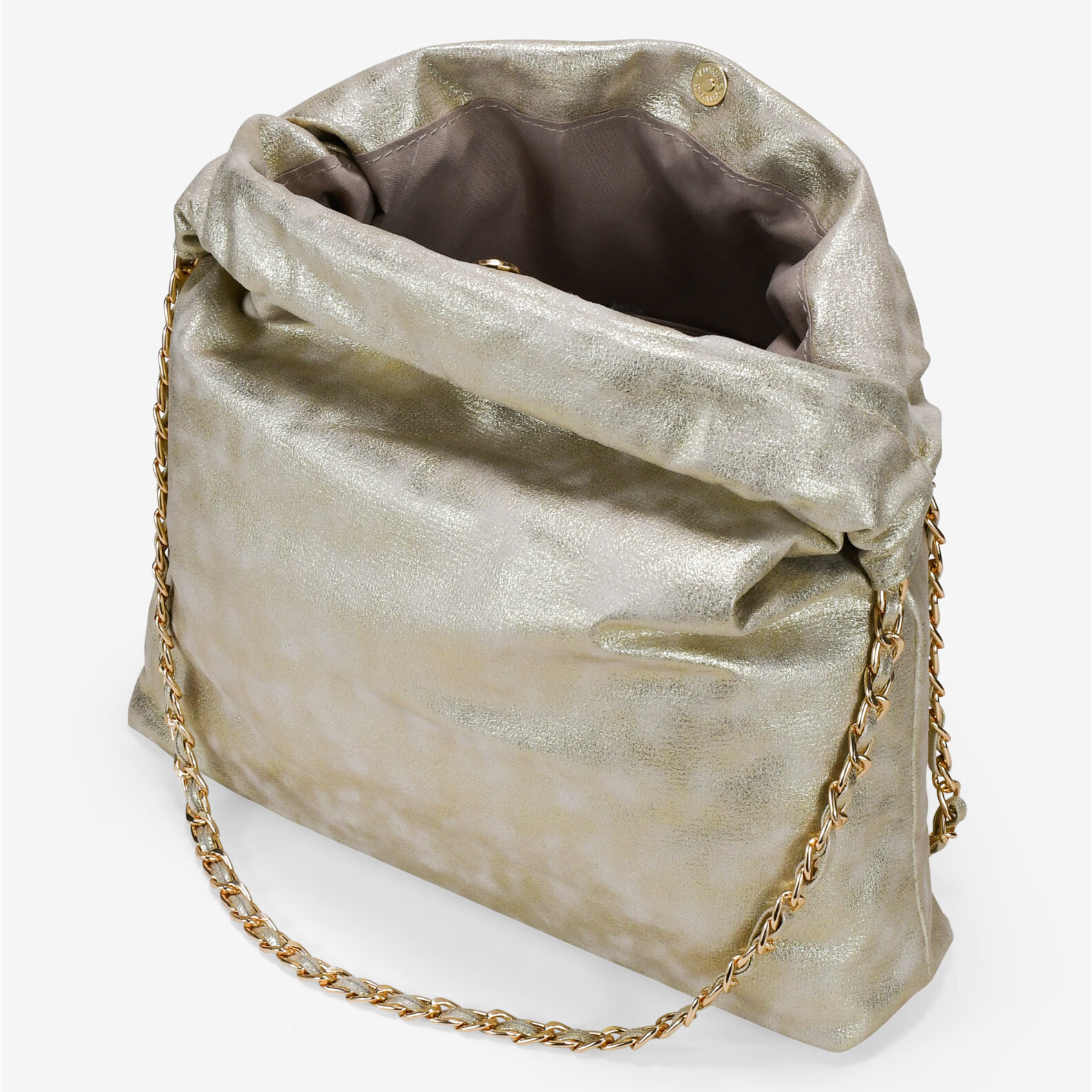 Bolso de hombro dorado con cadena