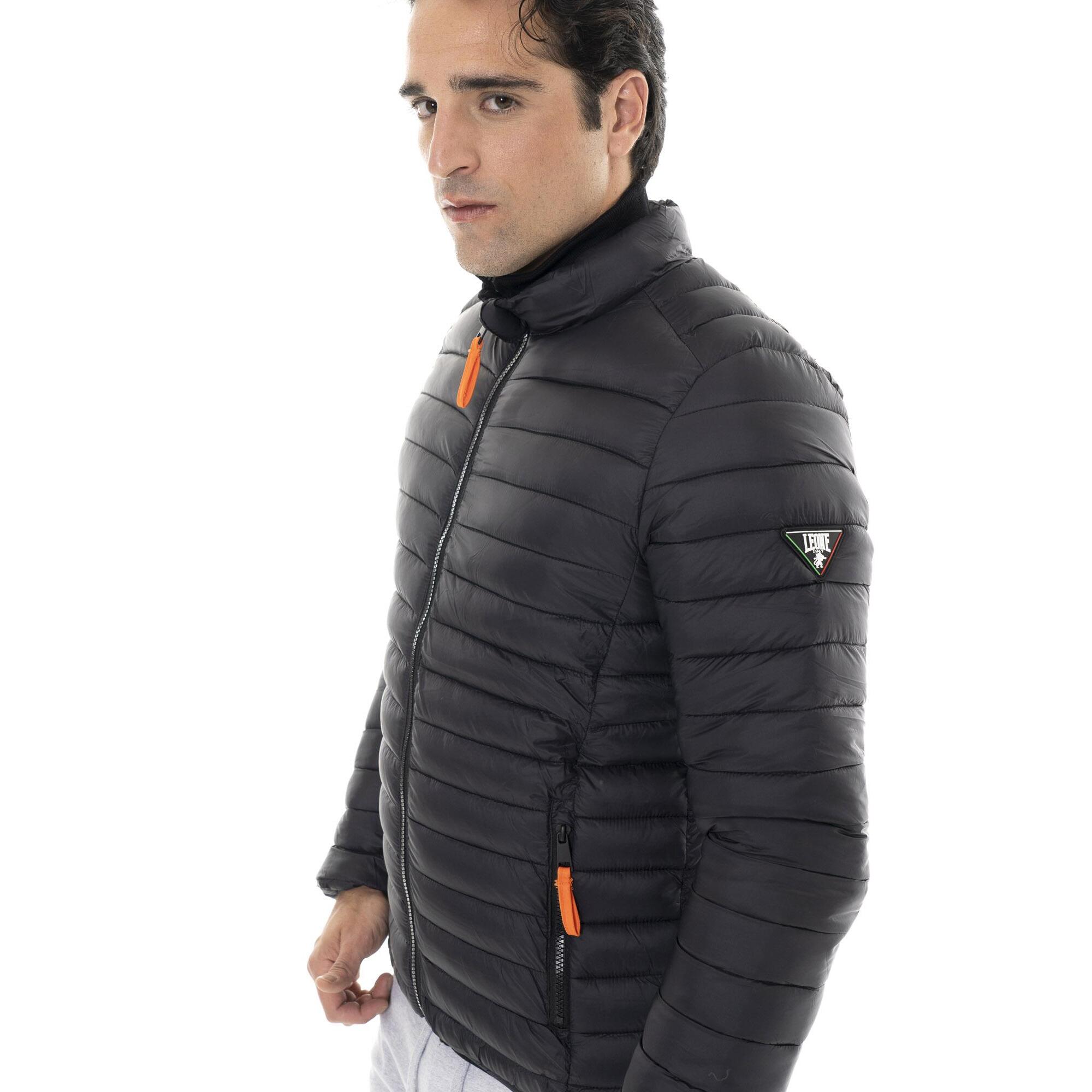 Piumino invernale da uomo con zip e cappuccio "Basic"