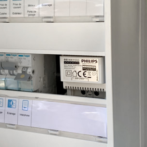 Visiophone filaire connecté WelcomeEye Connect 2 avec son transformateur 230 V