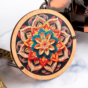 Puzle y marco de madera con 70 piezas. Diseño Flor multicolor.