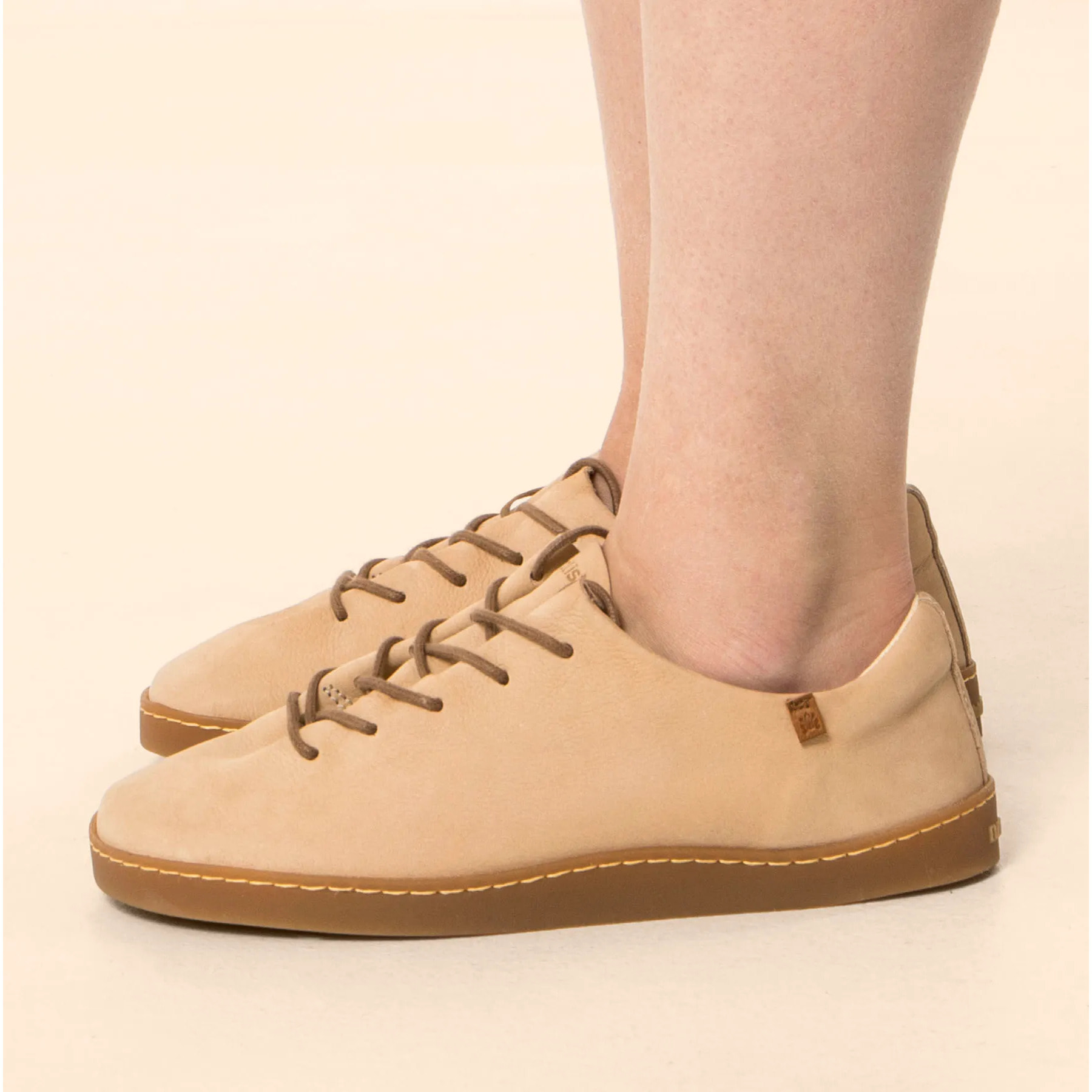 Zapatos N5911 NOBUCK LAVADO CREAM/ ORIGEN color Cream