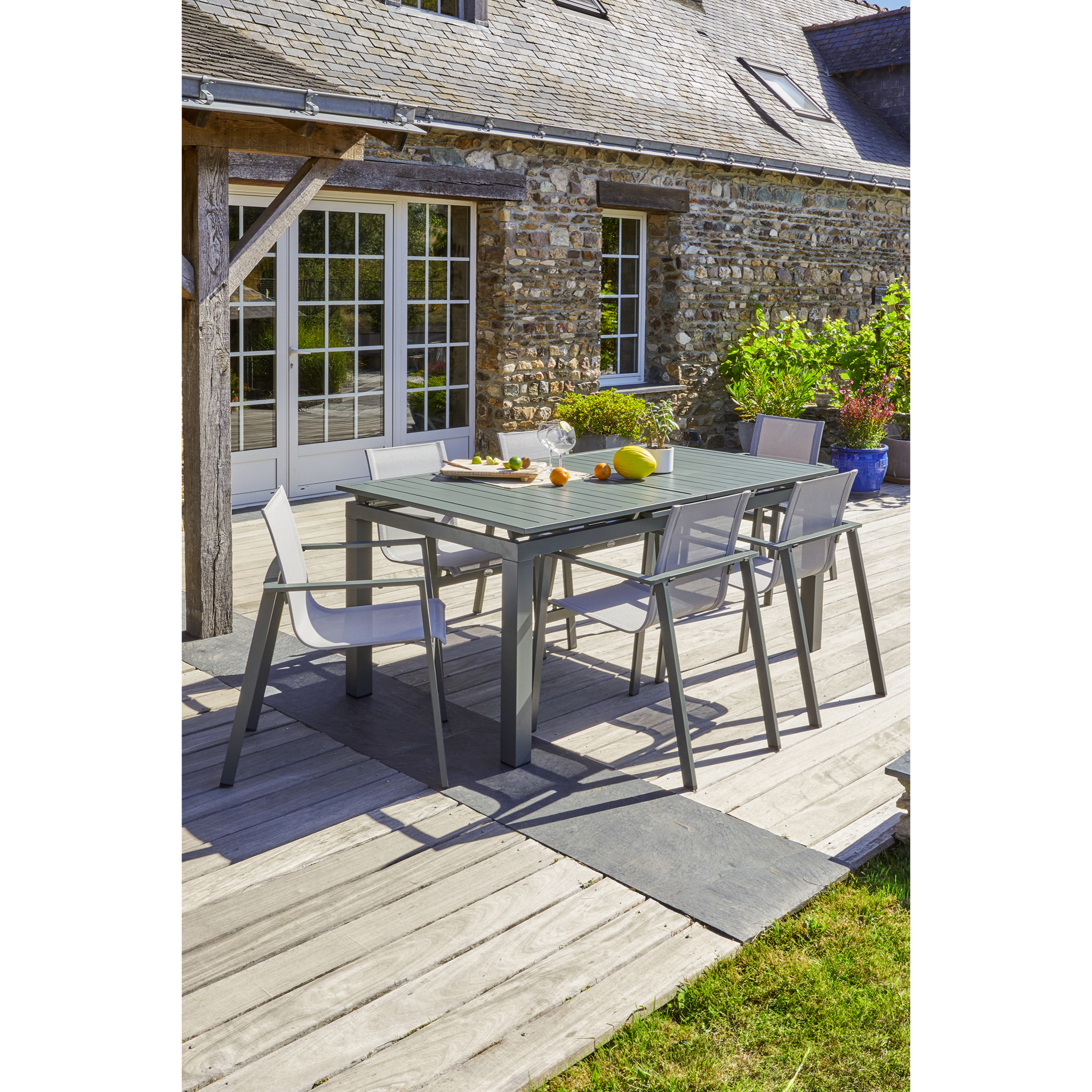 MIAMI - Ensemble repas de jardin 6 places en aluminium kaki
