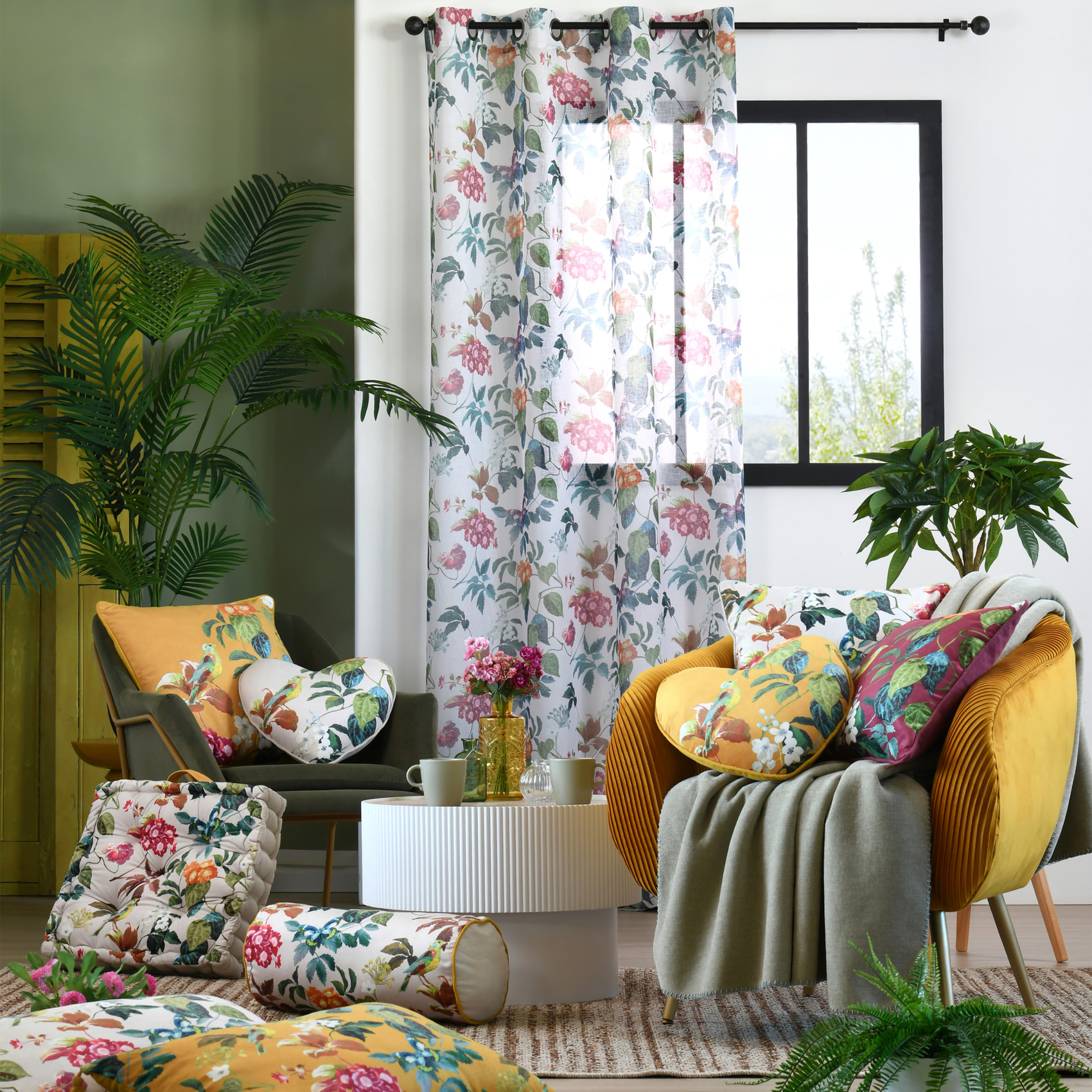 Coussin en forme de cœur à motif végétal - Jaune moutarde