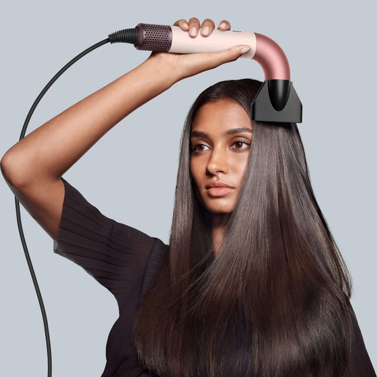 Sèche-cheveux Dyson Supersonic r™ – Cheveux raides à ondulés (Rouge/Or)