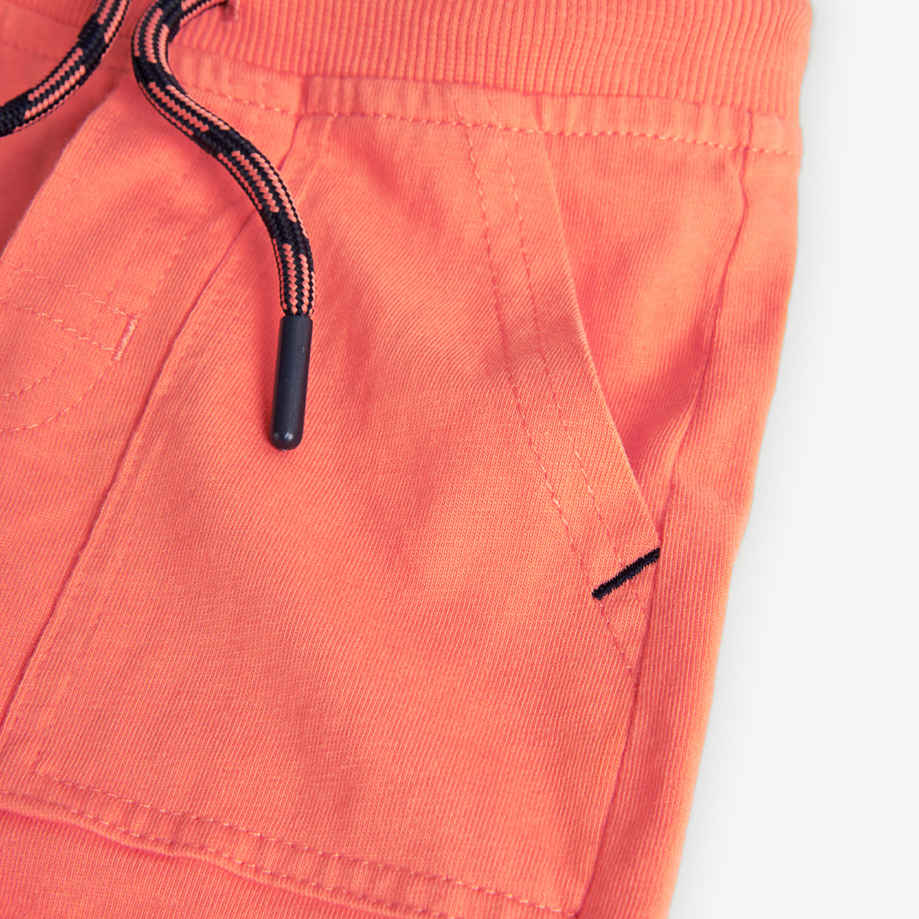 Bermudas bÃ¡sicas para niÃ±o estampadas de color naranja