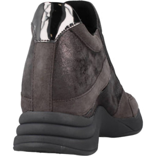Sneakers de  Mujer de la marca GEOX  modelo D ARMONICA B GRIS