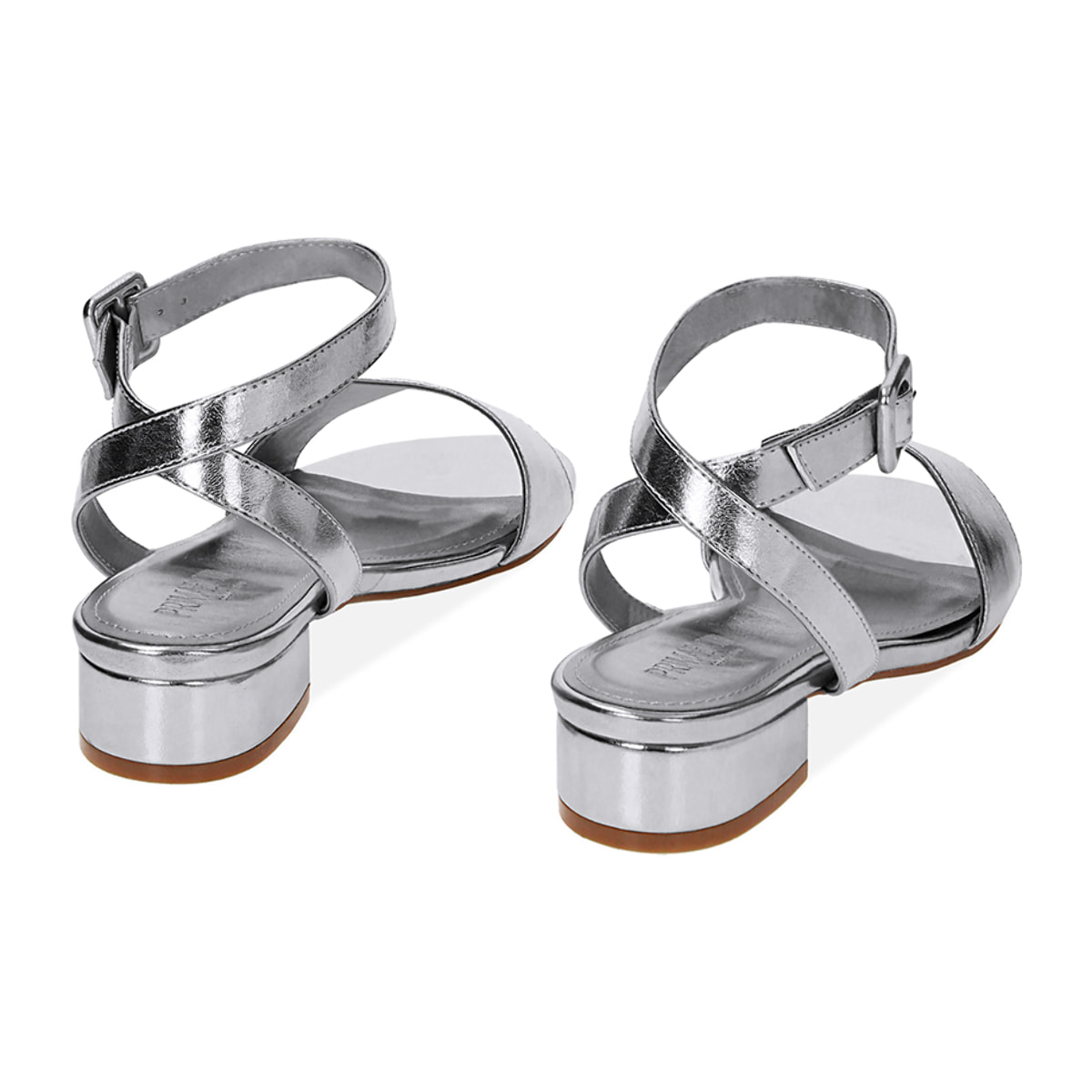 Sandalias bajas plateadas de laminado