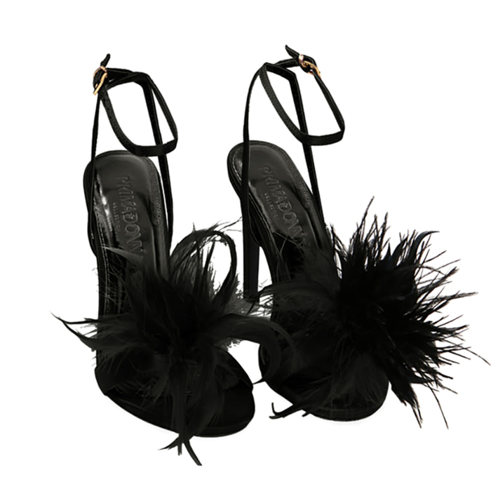 Sandalias negras con plumas de raso, tacón de 10,5 cm