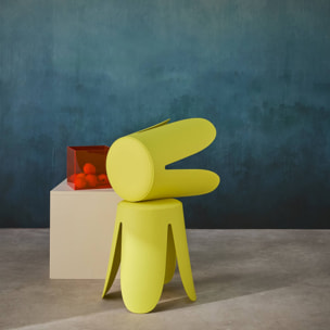 Set de 2 tabourets empilables. simili cuir jaune. NIKI. Ø30 / 44 x H46cm