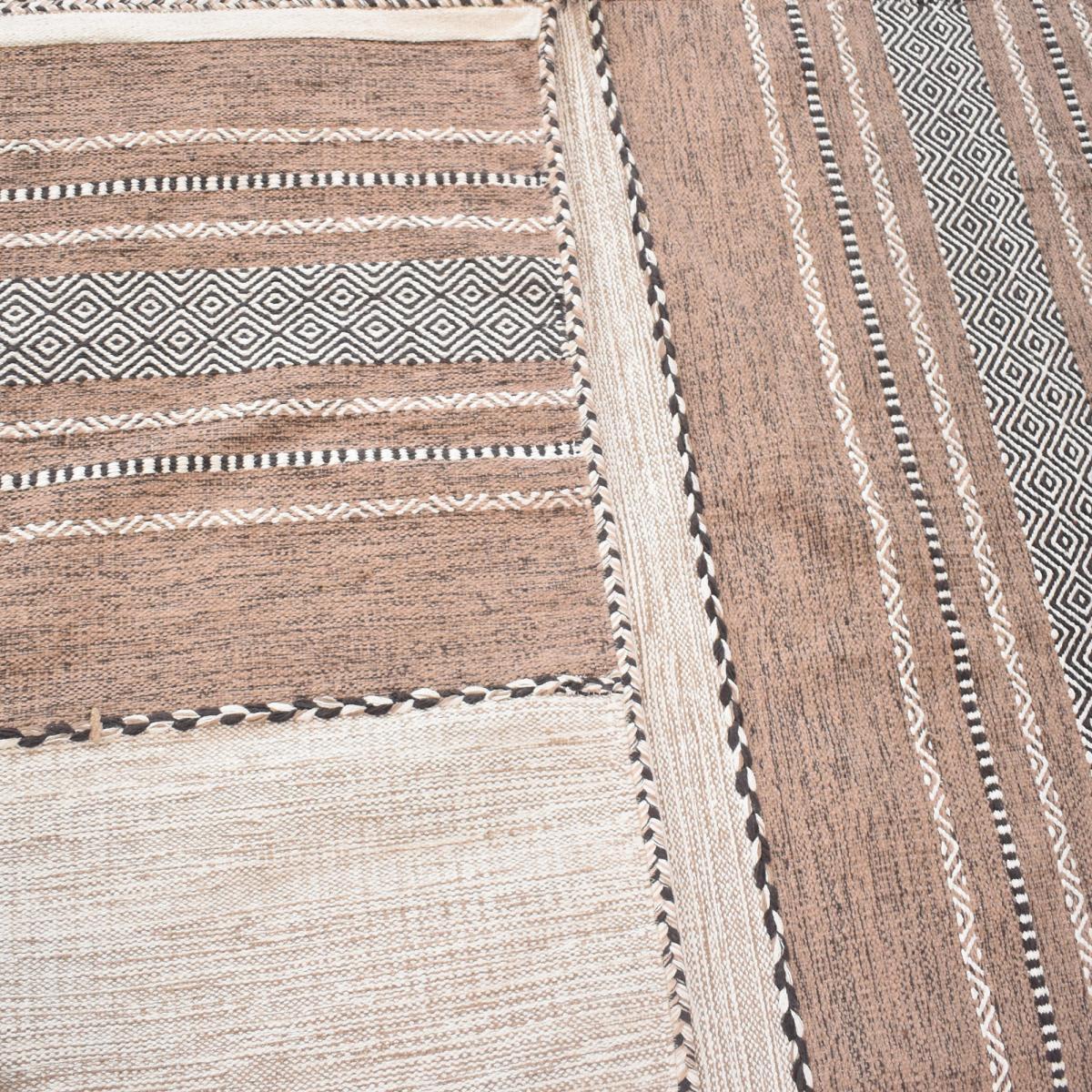 Tapis kilim Buvo tissé à la main en Coton