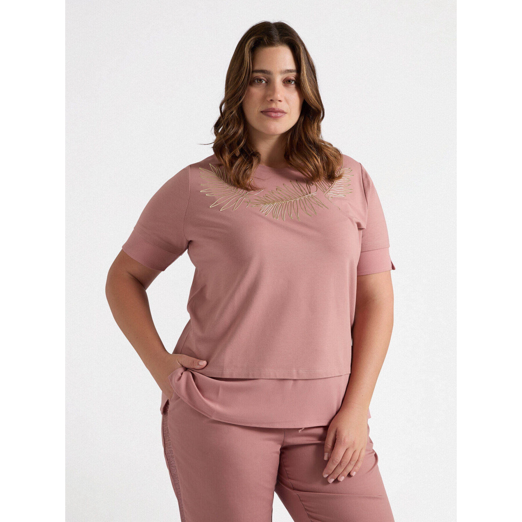 Fiorella Rubino - Camiseta con estampado de hojas - Rosa cipria