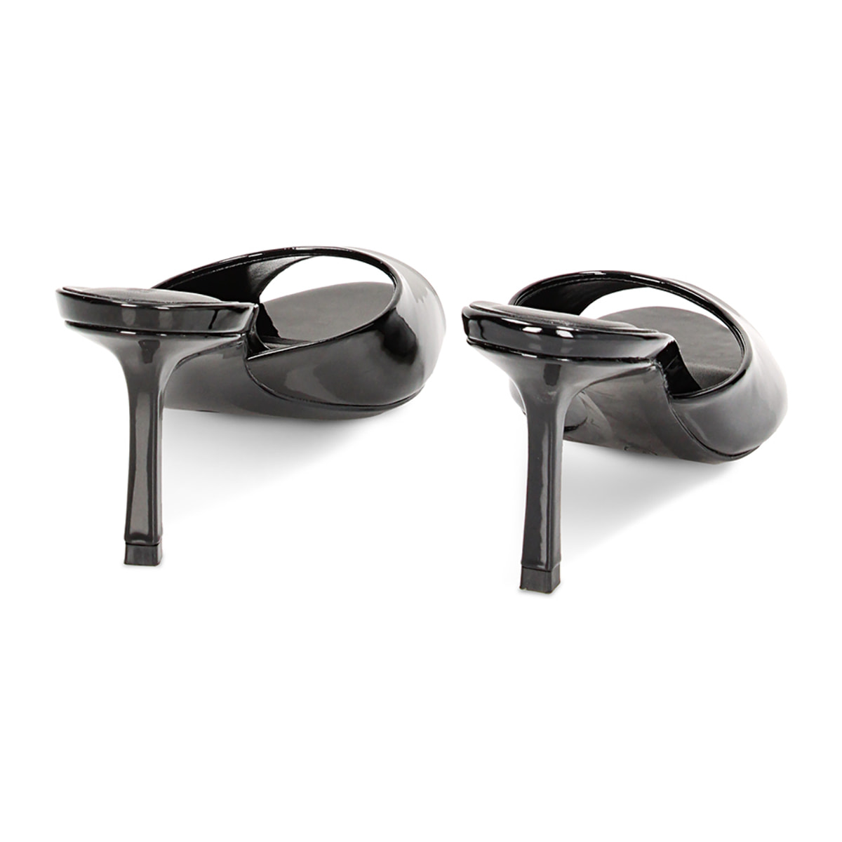 Mules Open Toe negras en charol