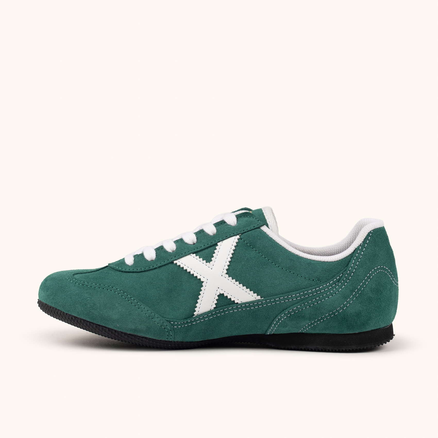 Zapatilla urbana de ante con diseño contemporáneo MUNICH DRIFT 05