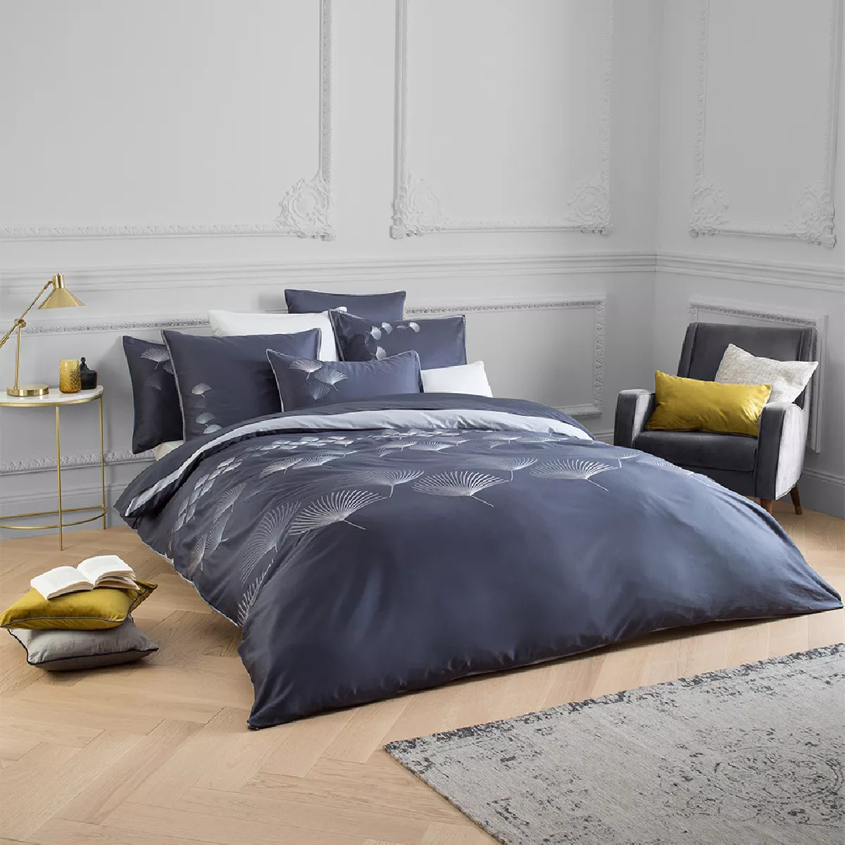 Housse de couette satin de coton brodé bleu Pistil bleu nuit