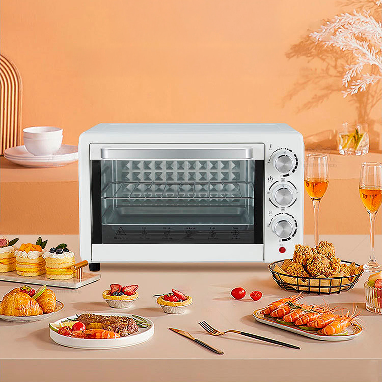 Horno eléctrico de sobremesa con 22 litros de capacidad. Panel de control mecánico y 1000W de potencia.