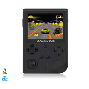 DAM Consola emulador multiplataforma RG351V. Pantalla 3,5" IPS; S.O. Linux, Quad-Core 1,5GHz, WiFi, 128GB. Miles de juegos preinstalados. 14x2,68x9,4 Cm. Color: Negro