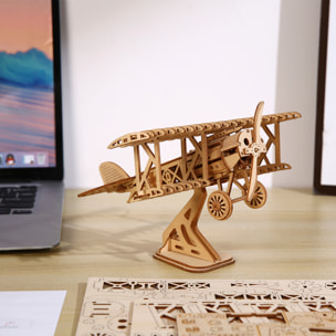 Modello in legno 3D, design di un aereoplanino con movimento meccanico. 105 pezzi.