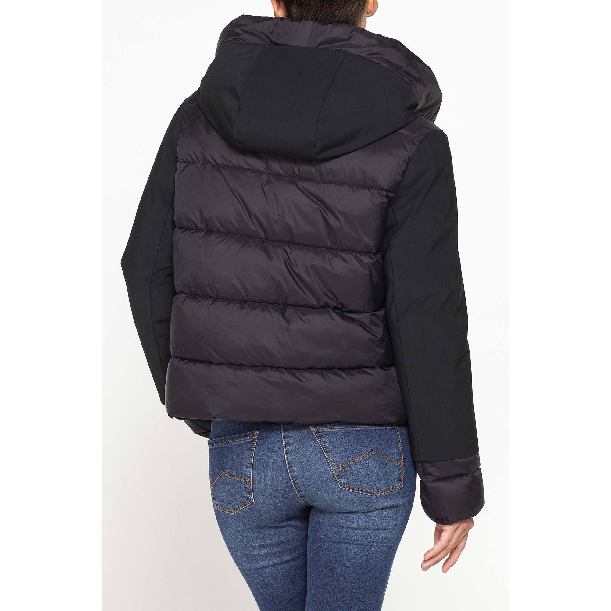 GIUBBINO CORTO CON CAPPUCCIO IN DOPPIO TESSUTO