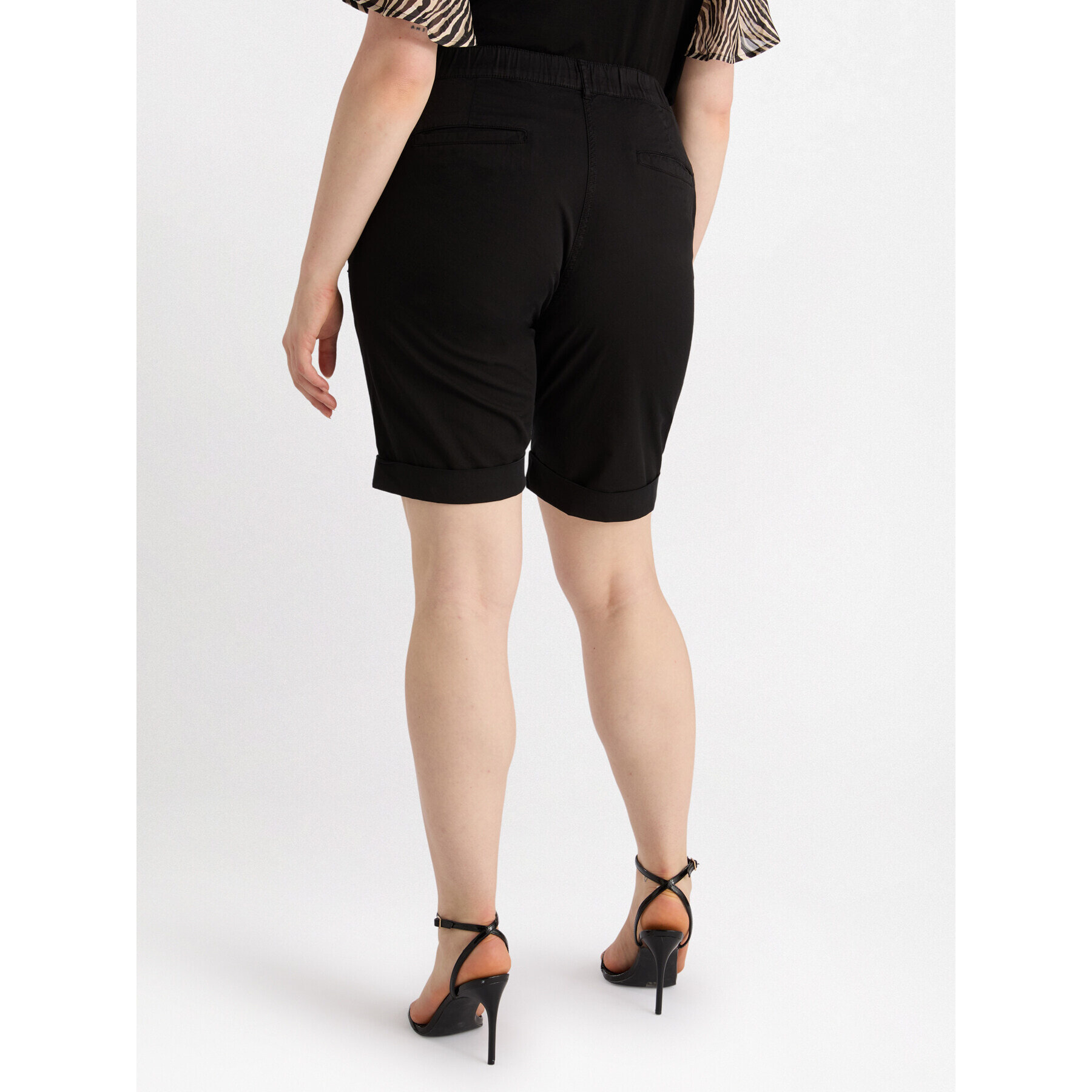 Fiorella Rubino - Pantaloni corti in cotone stretch - Nero