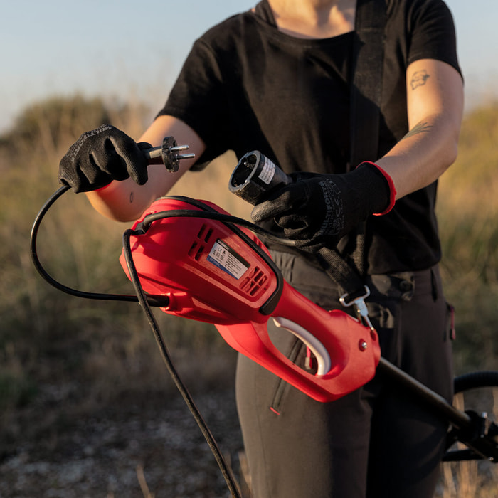 Desbrozadora eléctrica con cable, 1200W, 230V, doble corte hilo 2 mm, ancho corte 35cm - Greencut GGT1200C