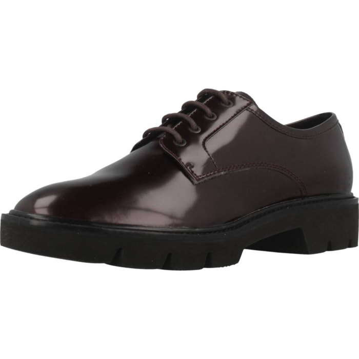 Bluchers Mujer de la marca GEOX  modelo D QUINLYNN BURDEOS