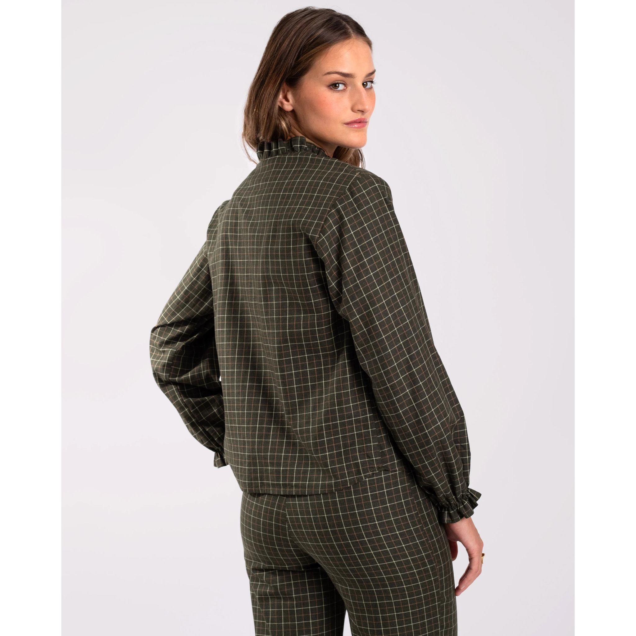 Blusa de manga larga con volantes