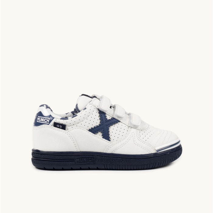 Zapatillas Infantiles de Fútbol Sala en Color Blanco y Marino con Triple Velcro MUNICH G-3 KID VCO 456