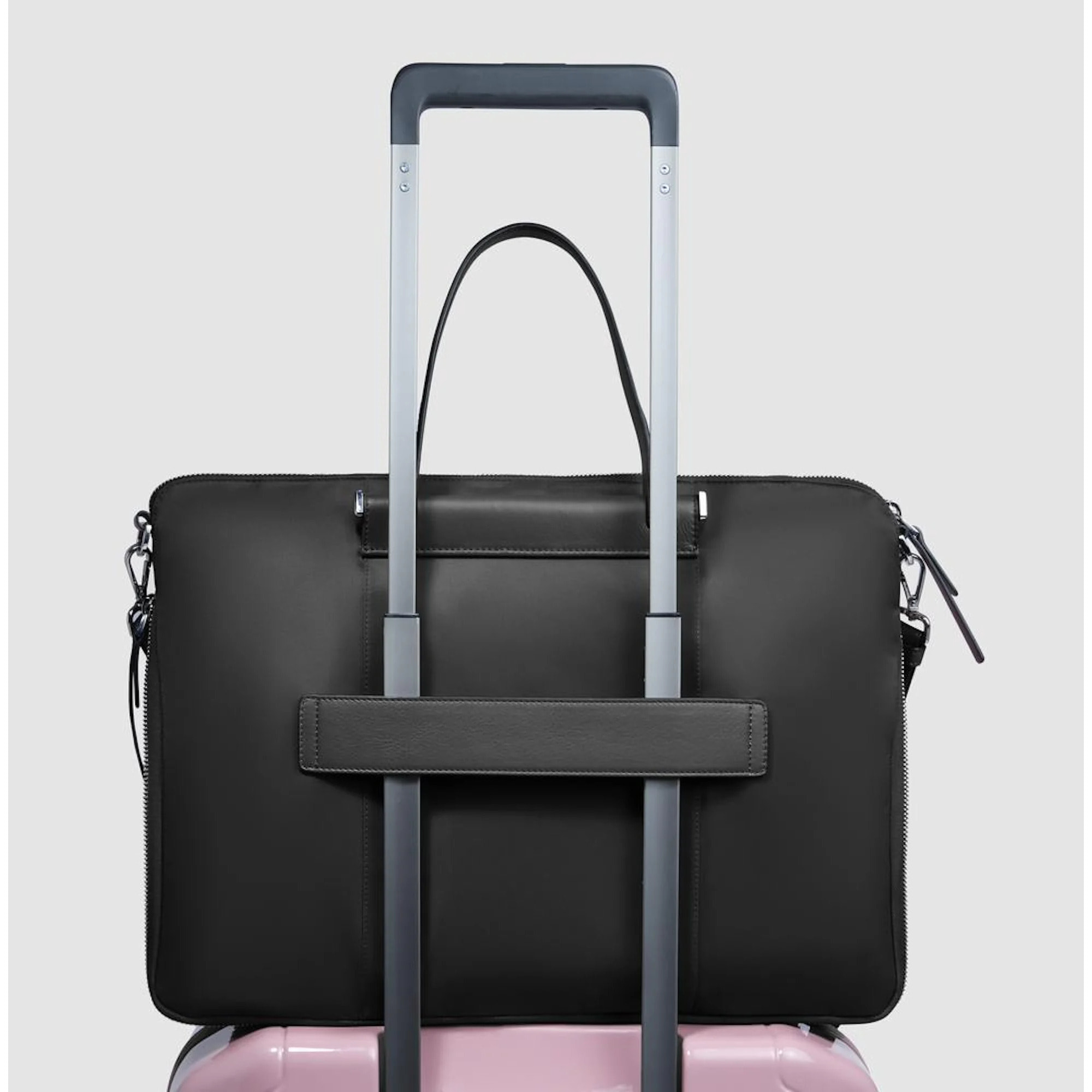 Piquadro Borsa da lavoro porta pc e porta iPad® con protezioni antiurto e RFID, espandibile