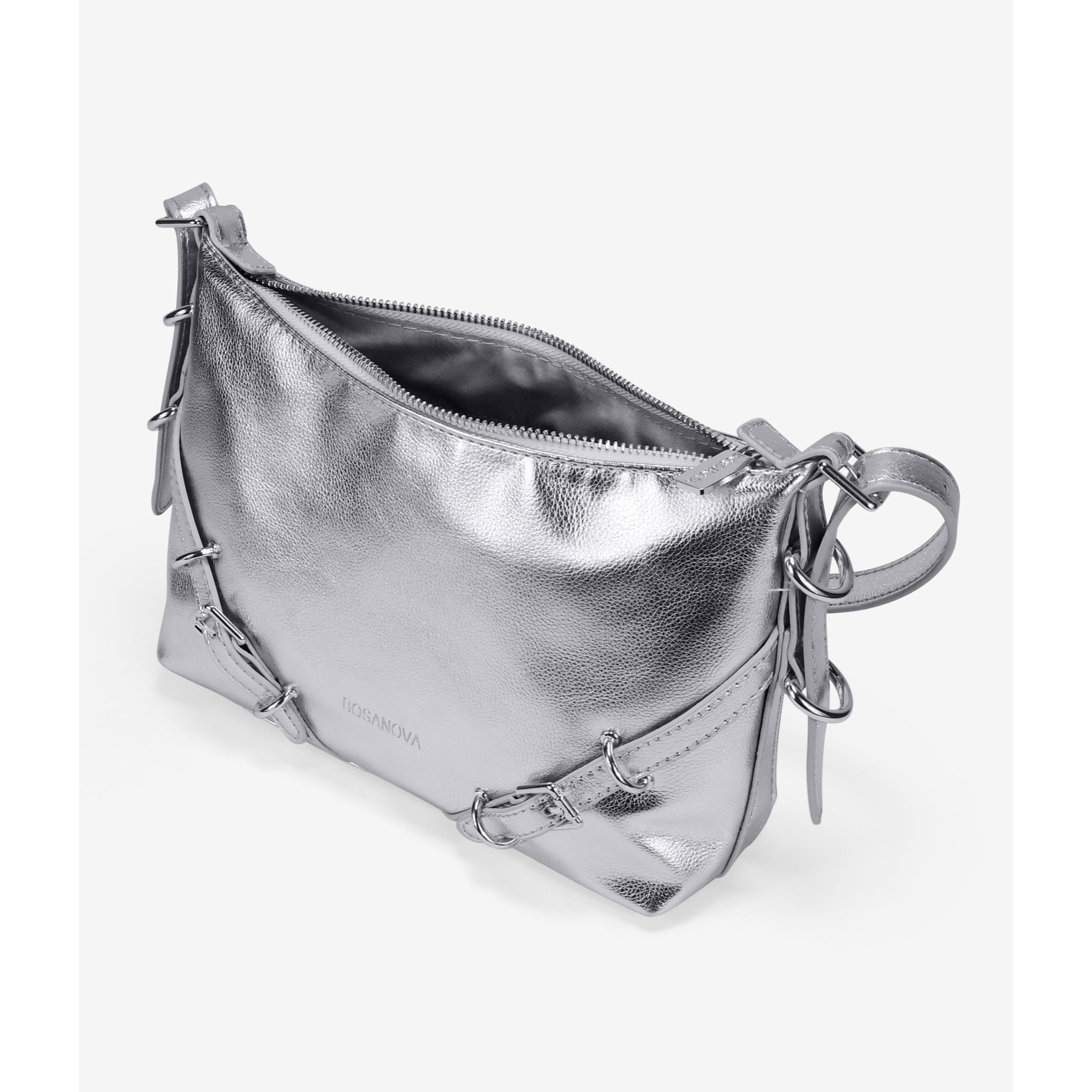 Bolso de hombro plateado con hebillas y cremallera