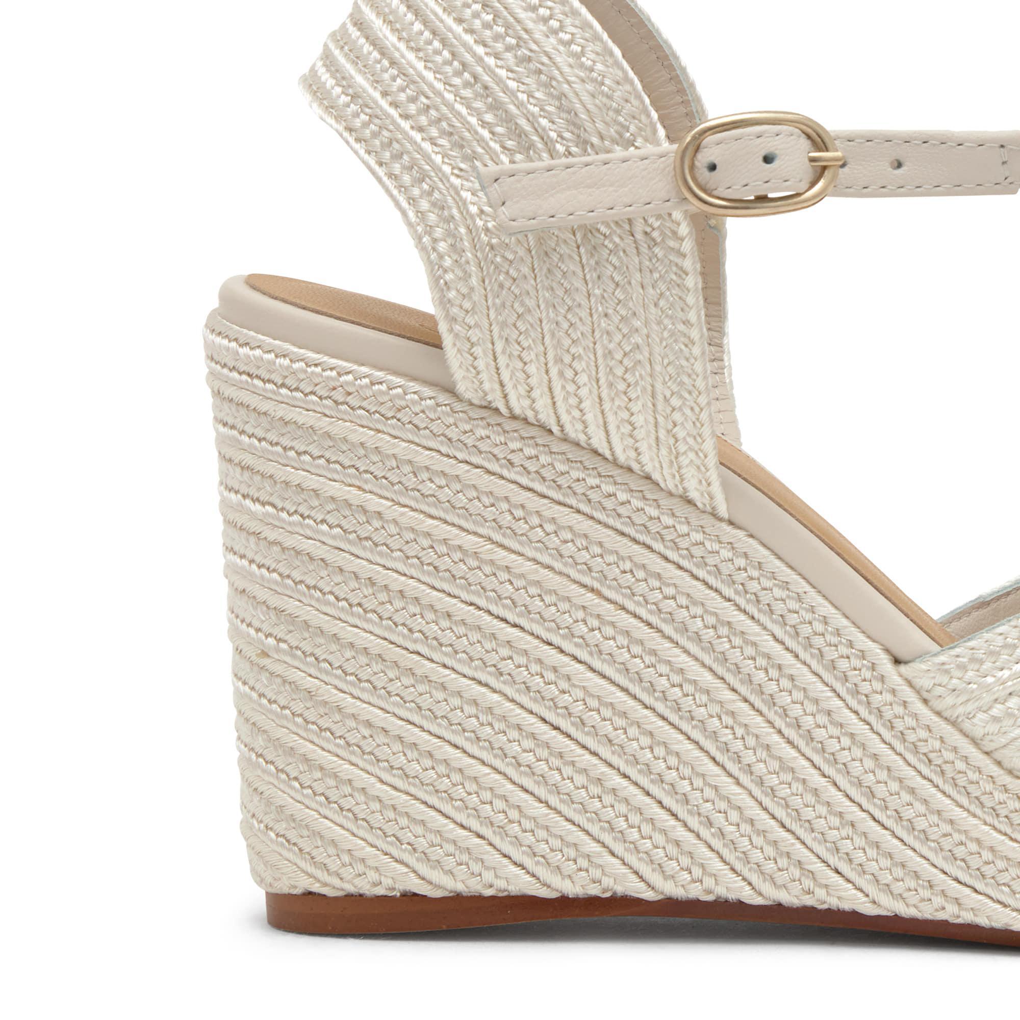 Alpargatas de cuña de mujer Carolyn trenzada con cierre de pulsera