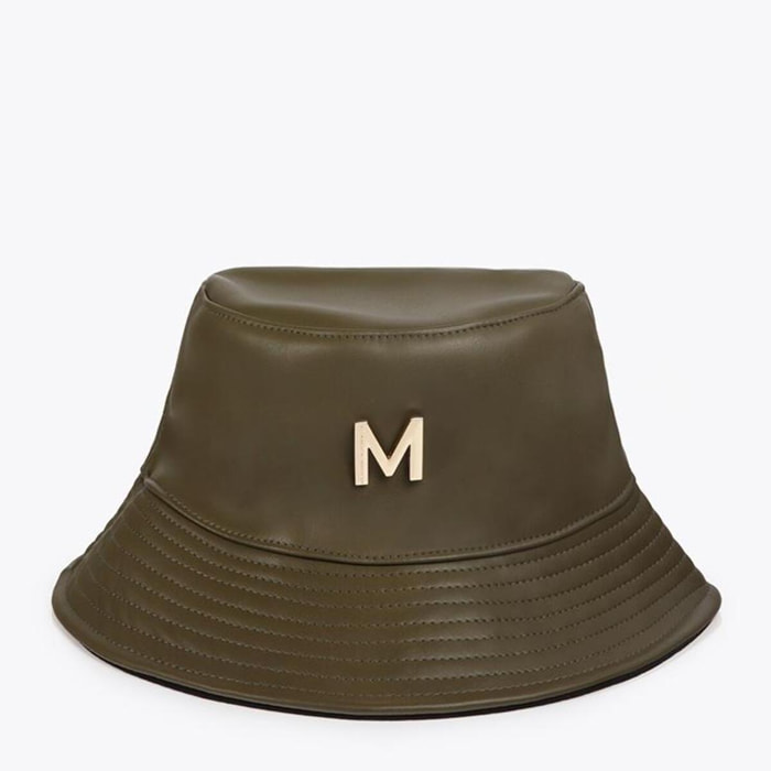 Cappello da pescatore con un moderno effetto pelle