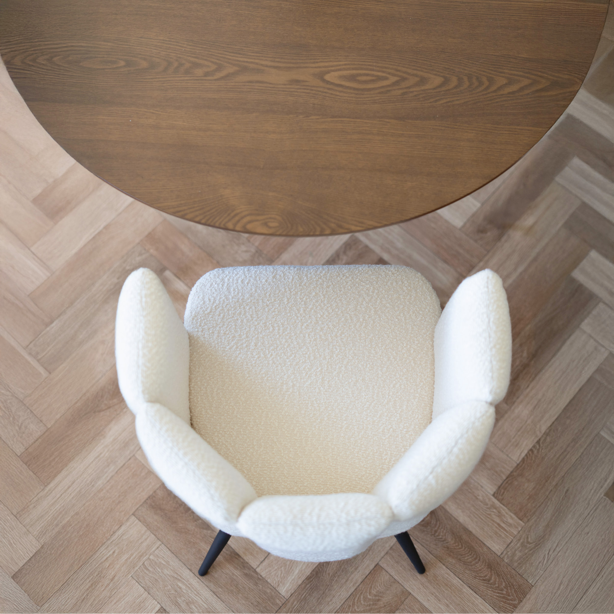 Lot de 2 chaises en tissu bouclé beige et pieds en métal - Cosette